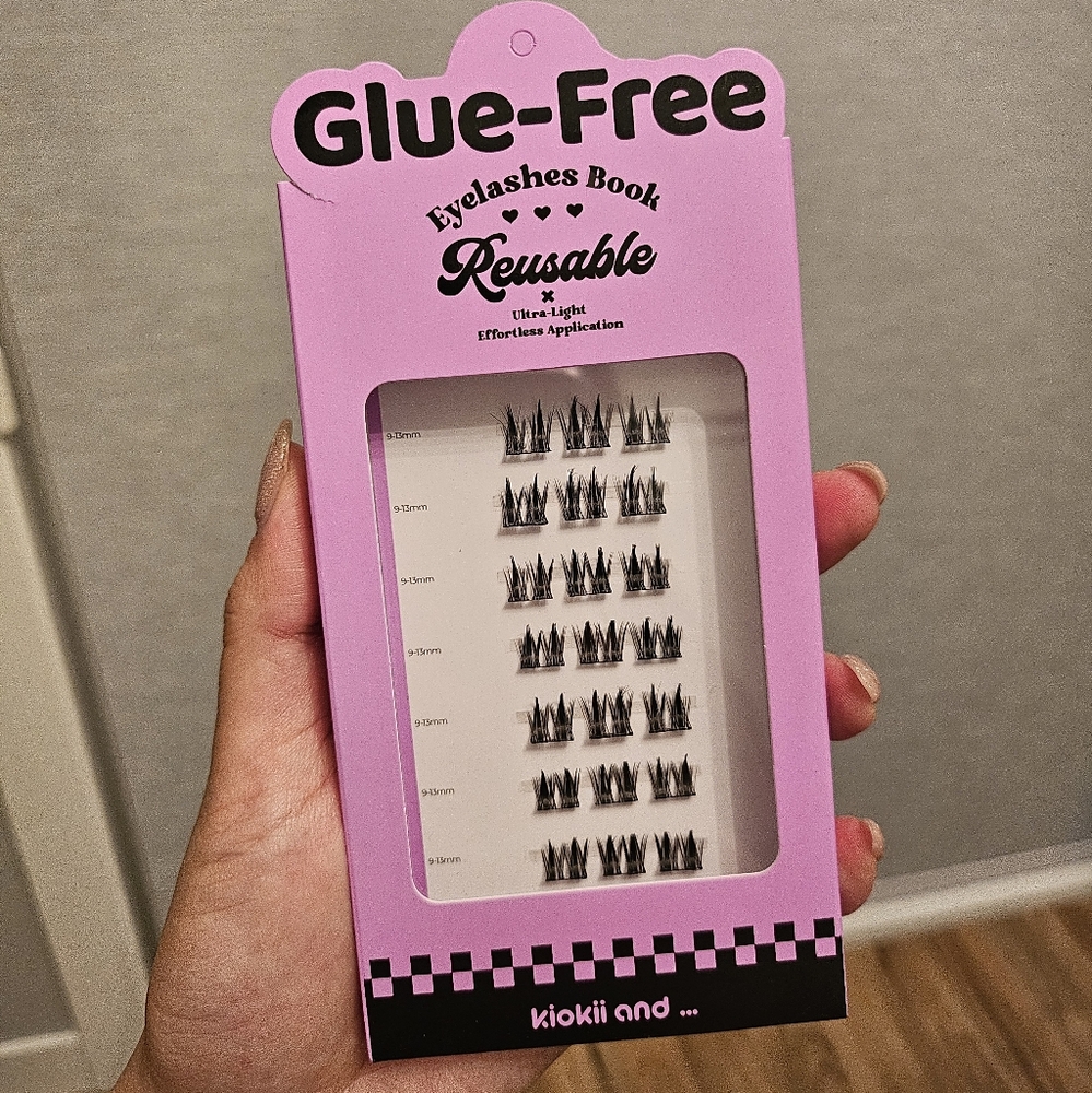 Kiokii and glue free eyelashes